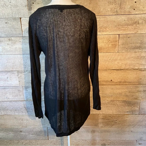 Aritzia ‎ T. Babaton women’s black oversized linen sweater in size XXS - Picture 3 of 7
